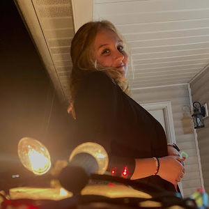 Meet your Posher, Anna